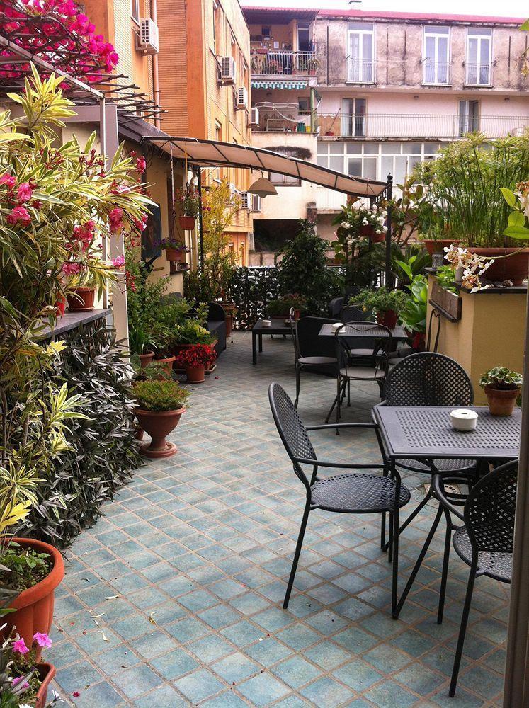 B&B Bellini ナポリ エクステリア 写真